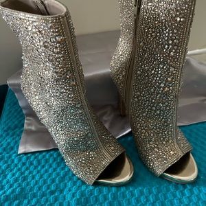 Steve Madden Gold glitter Open toe boots